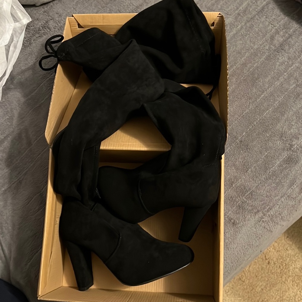 High legged heal boots